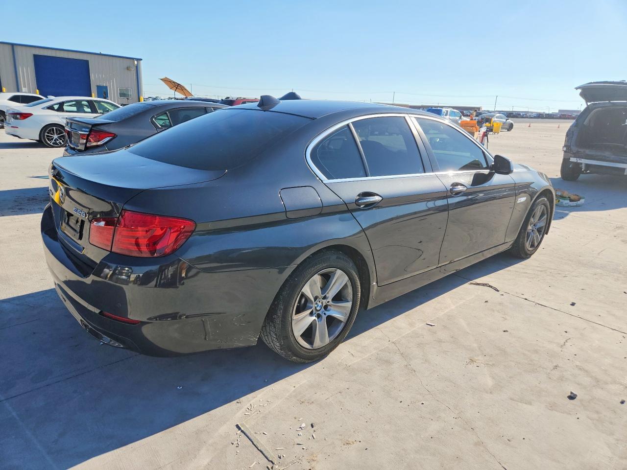 2013 BMW 528 Xi - Фото 3