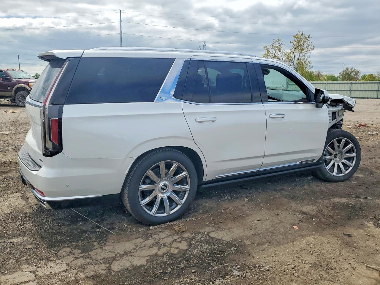 2021 Cadillac Escalade P - Фото 3