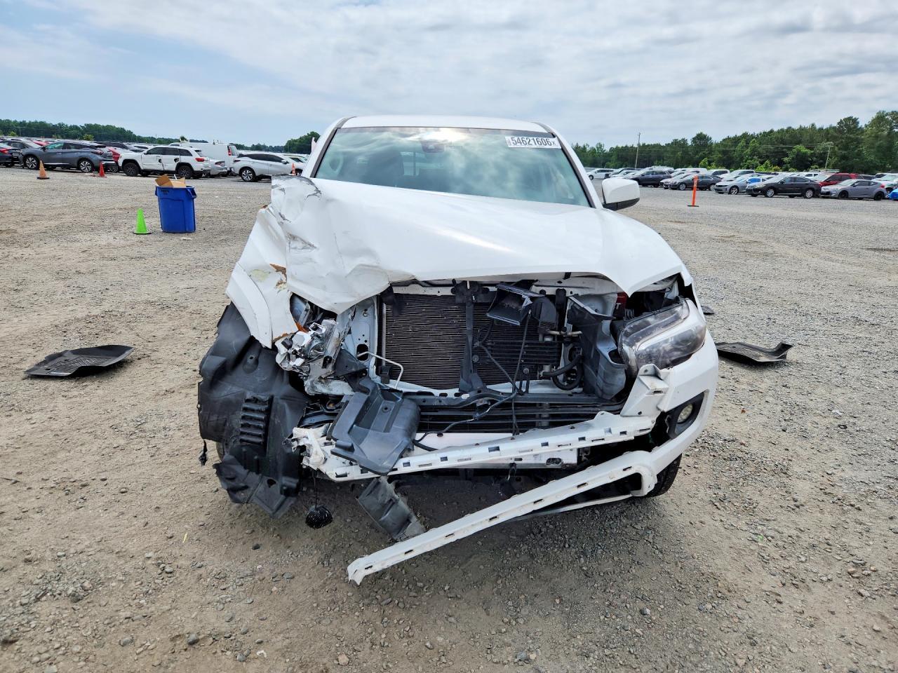 2019 Toyota Tacoma Sr5 V6 - Image 5