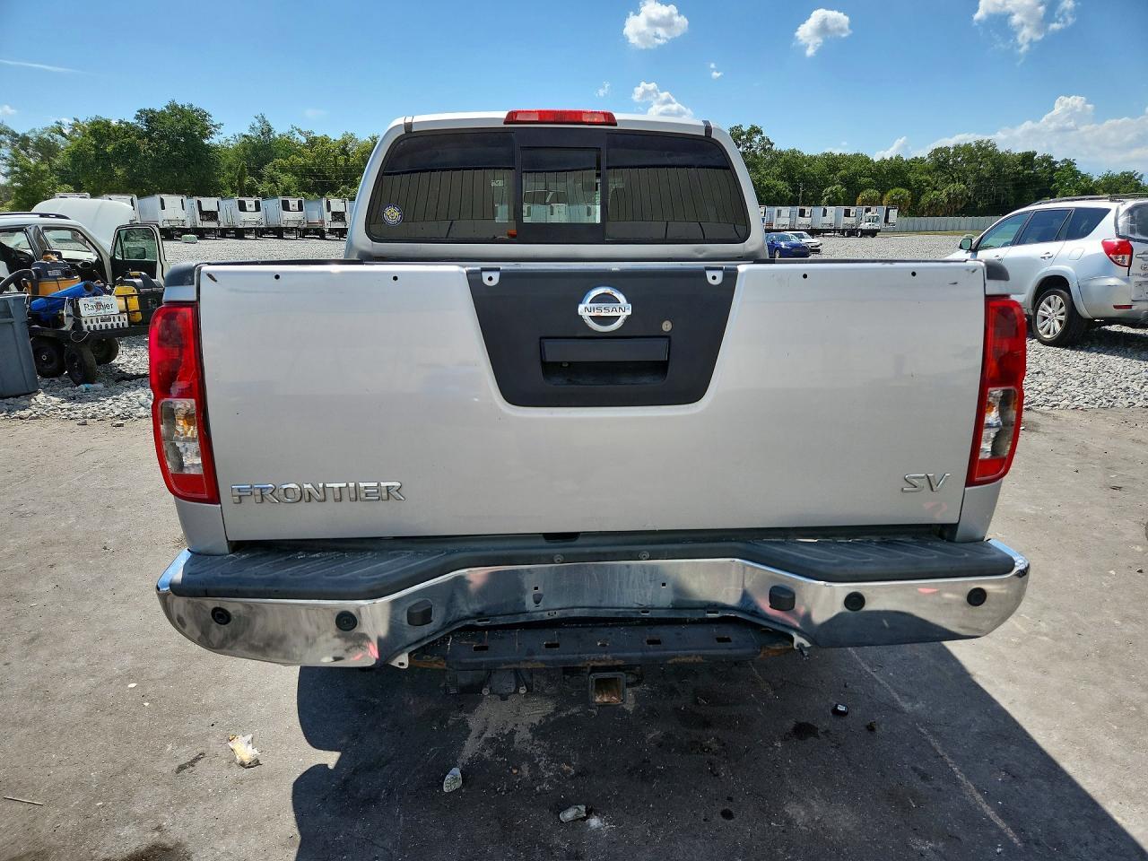 2014 Nissan Frontier S - Image 6