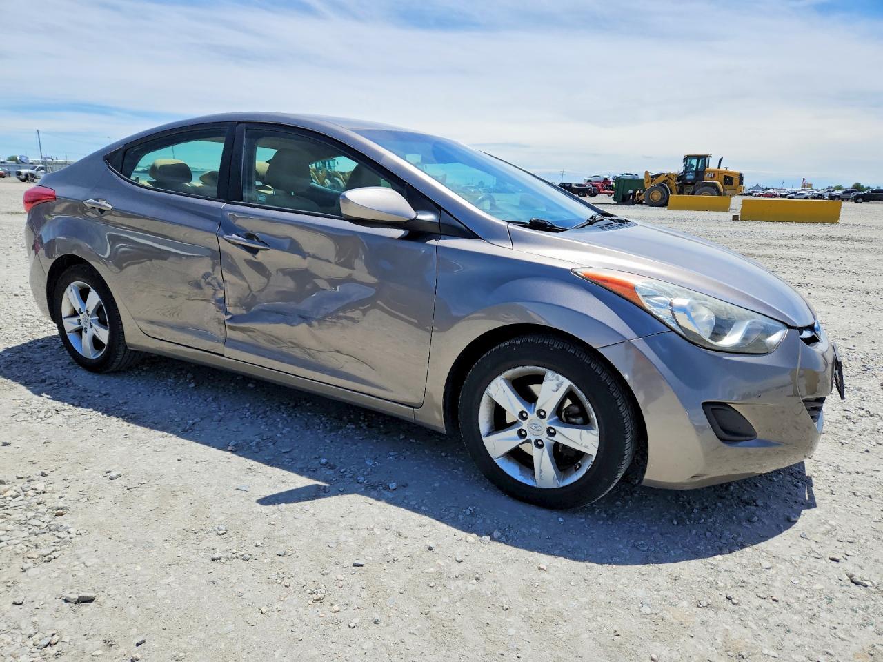 2013 Hyundai Elantra Gls - Фото 4