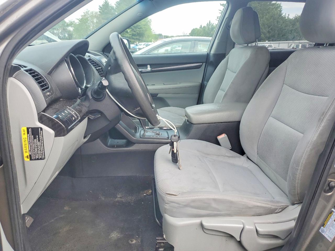 2011 Kia Sorento Lx - Image 7