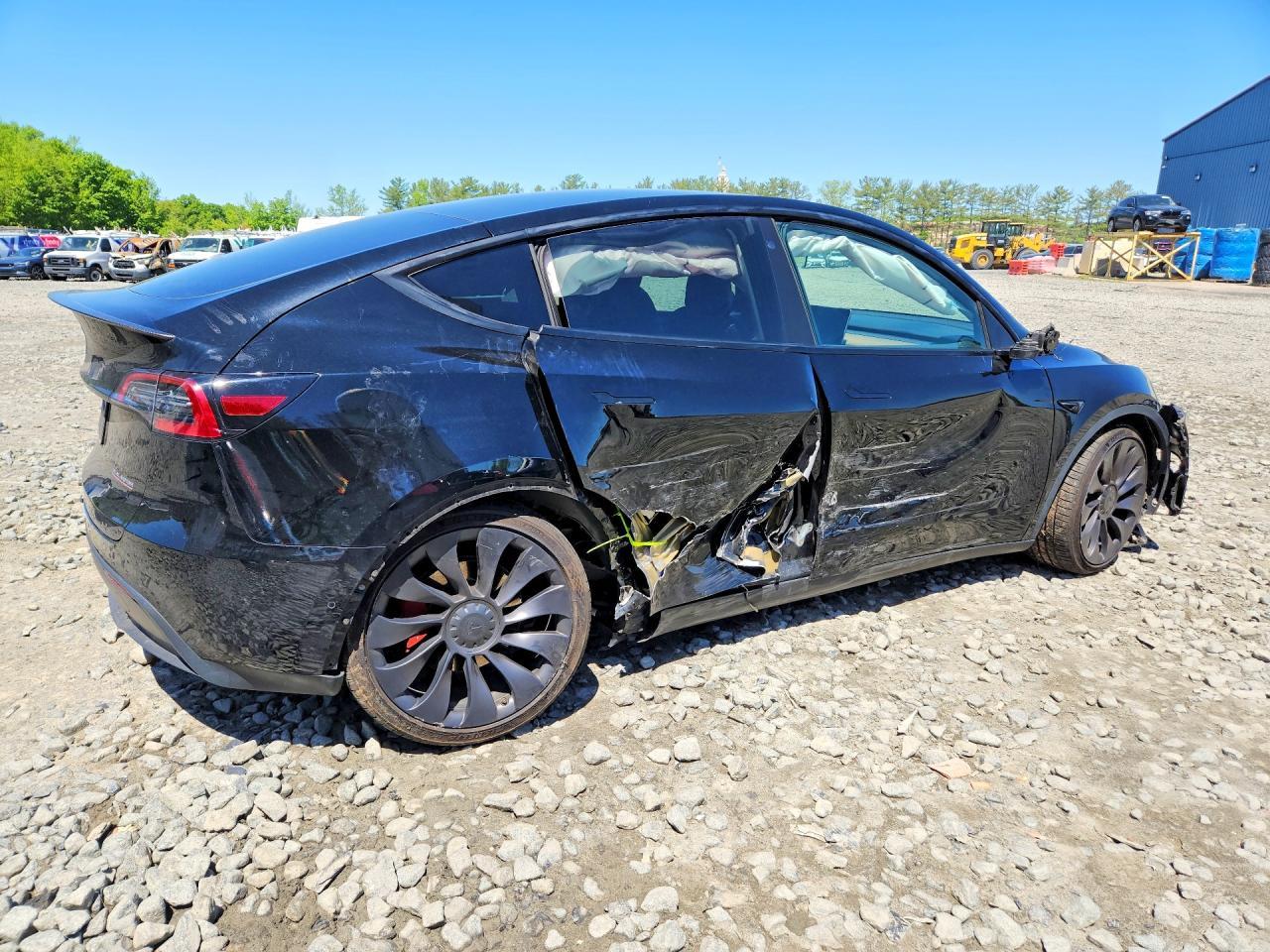2022 Tesla Model Y - Фото 3