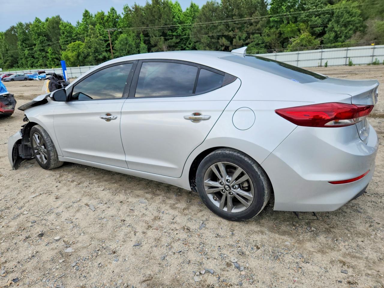 2018 Hyundai Elantra Value Edition - Фото 2