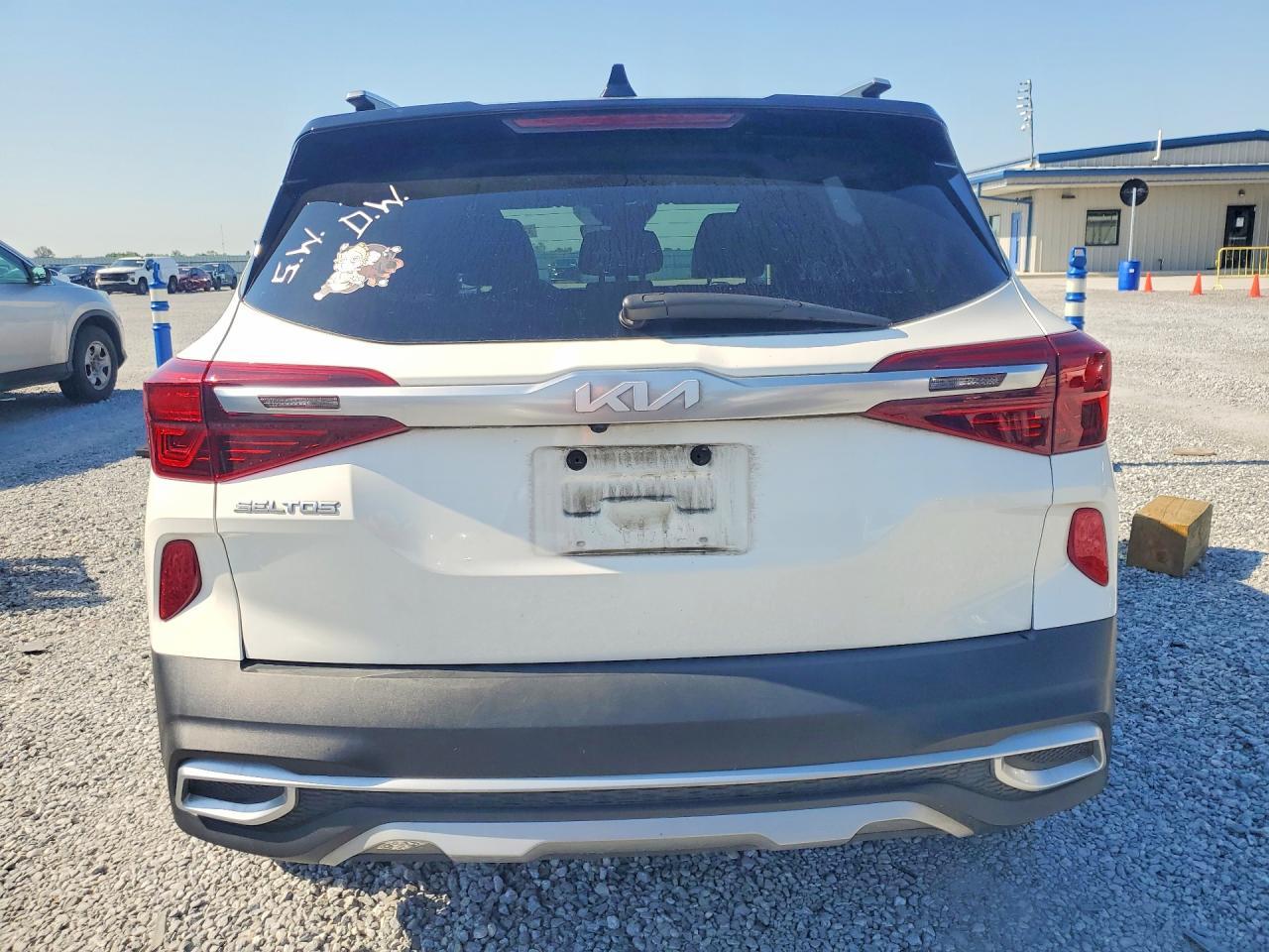 2022 Kia Seltos S - Image 6