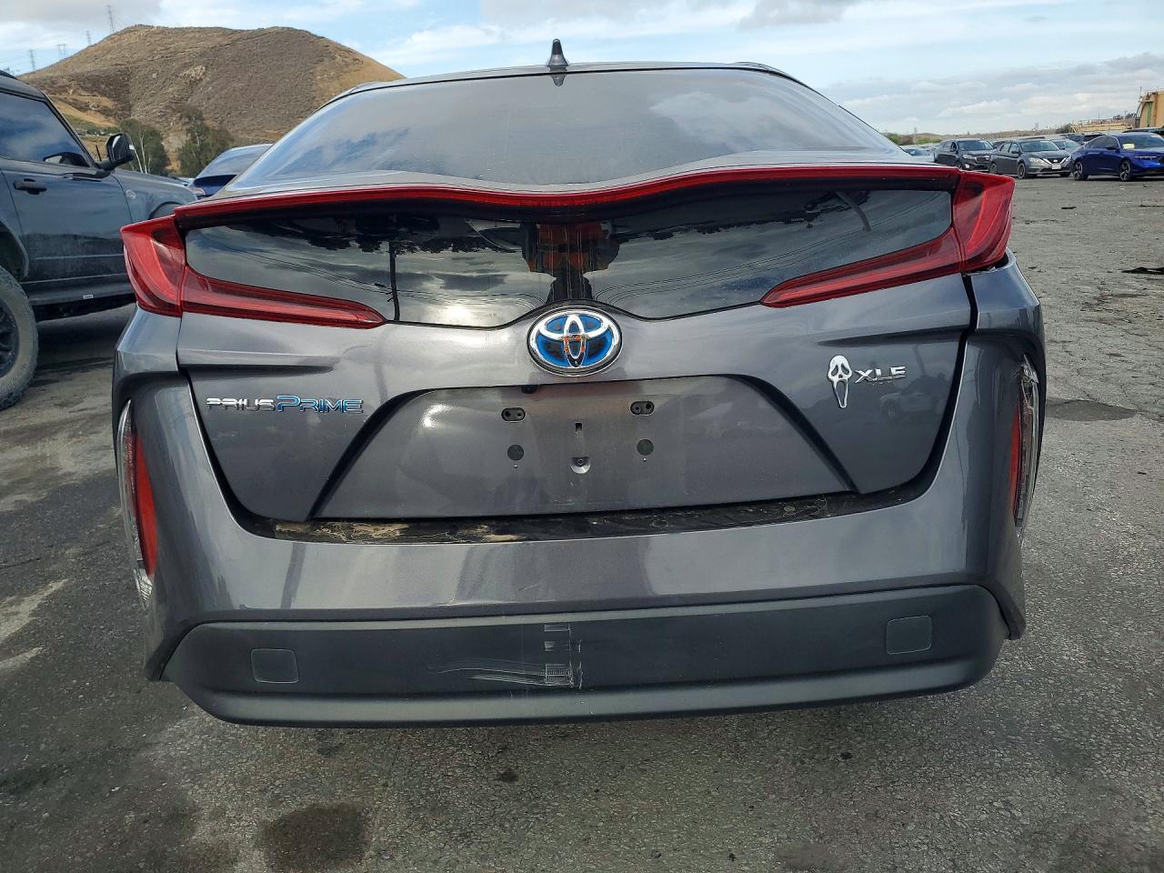 2022 Toyota Prius Prime Xle - Image 6
