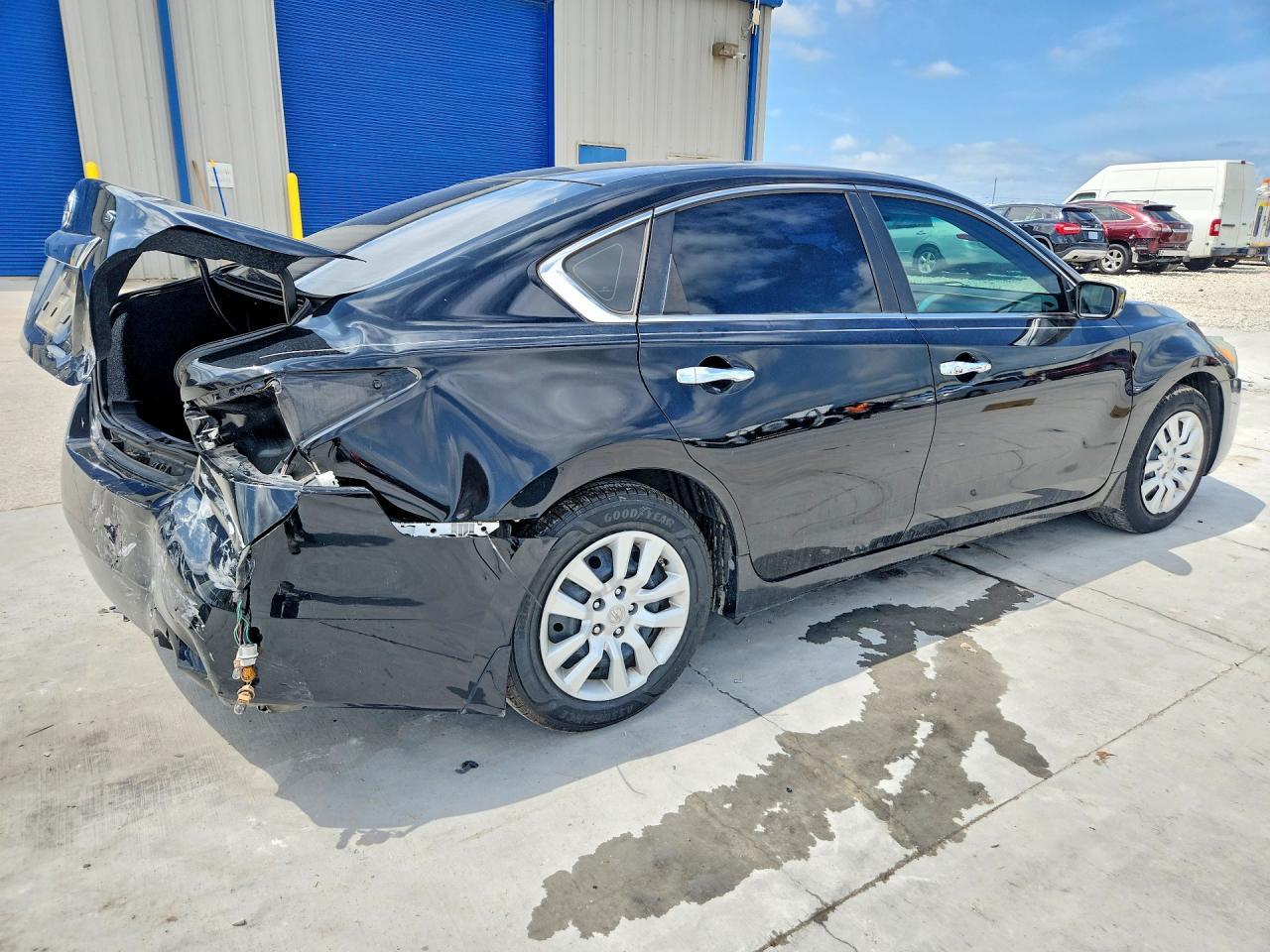 2015 Nissan Altima 2.5 S - Фото 3