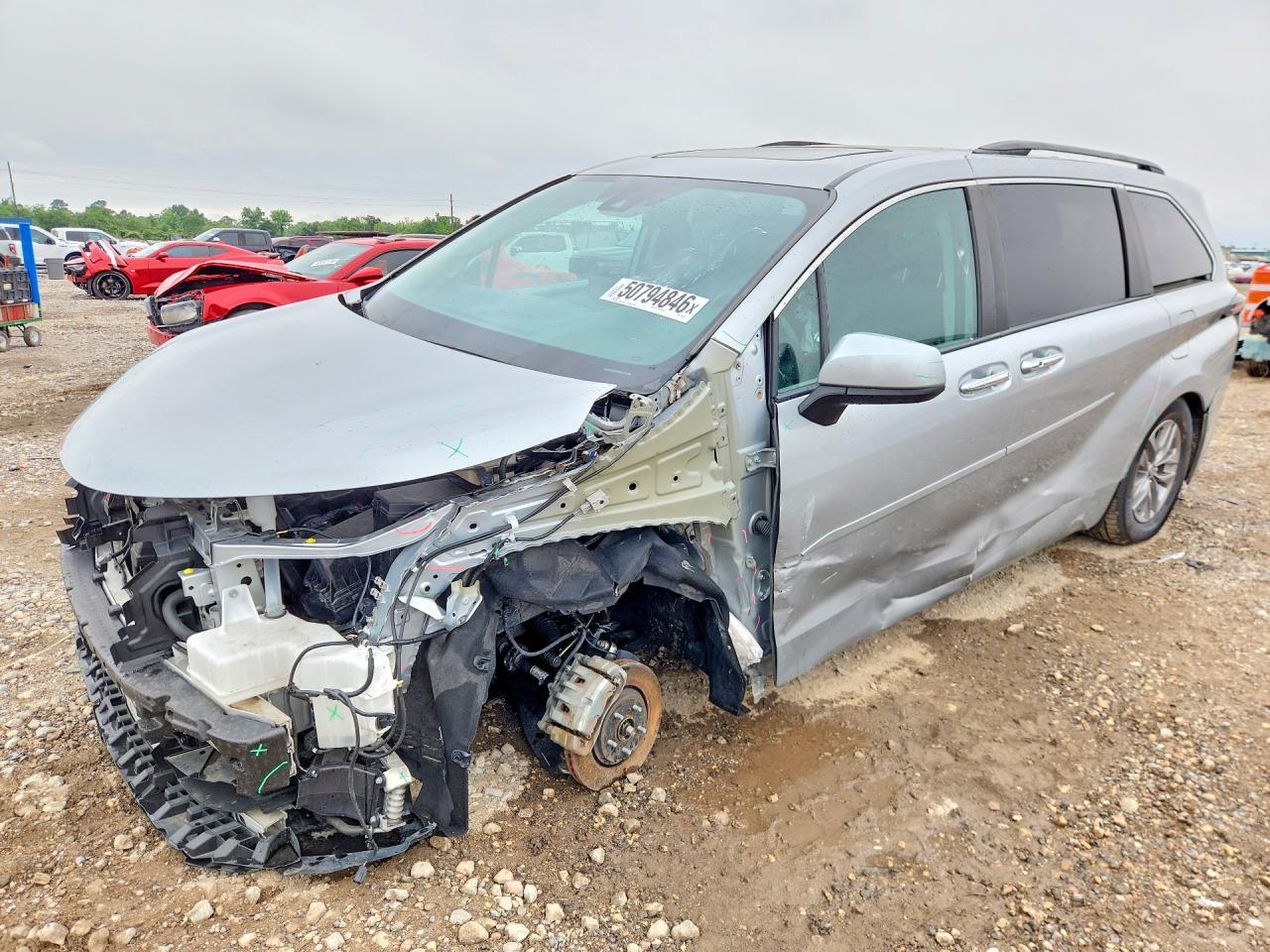2022 Toyota Sienna Xle