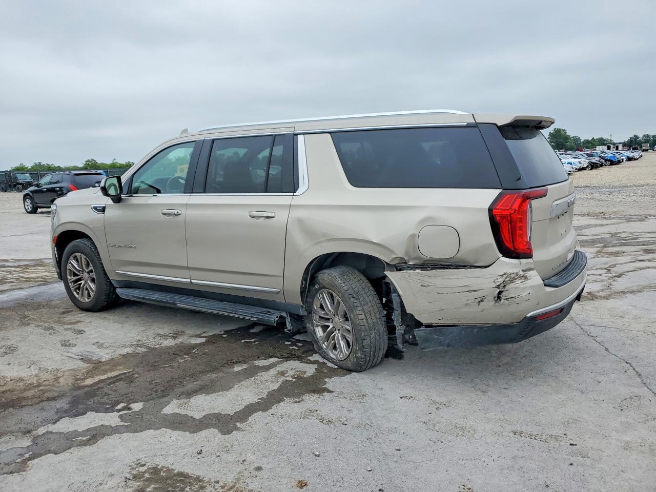 2021 GMC Yukon Xl K1500 Slt - Image 2
