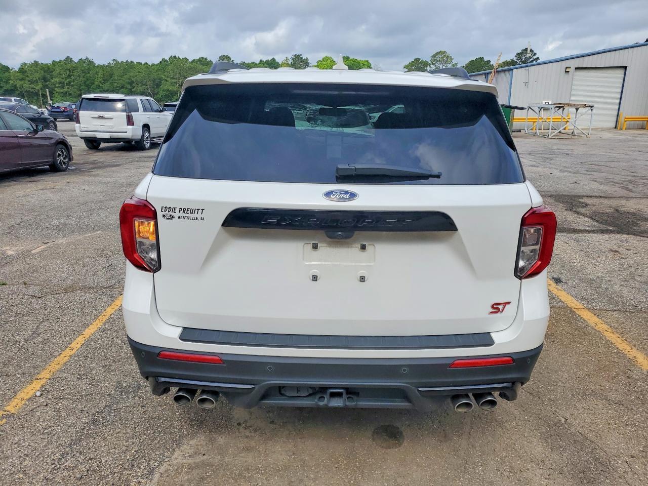 2023 Ford Explorer St - Image 6