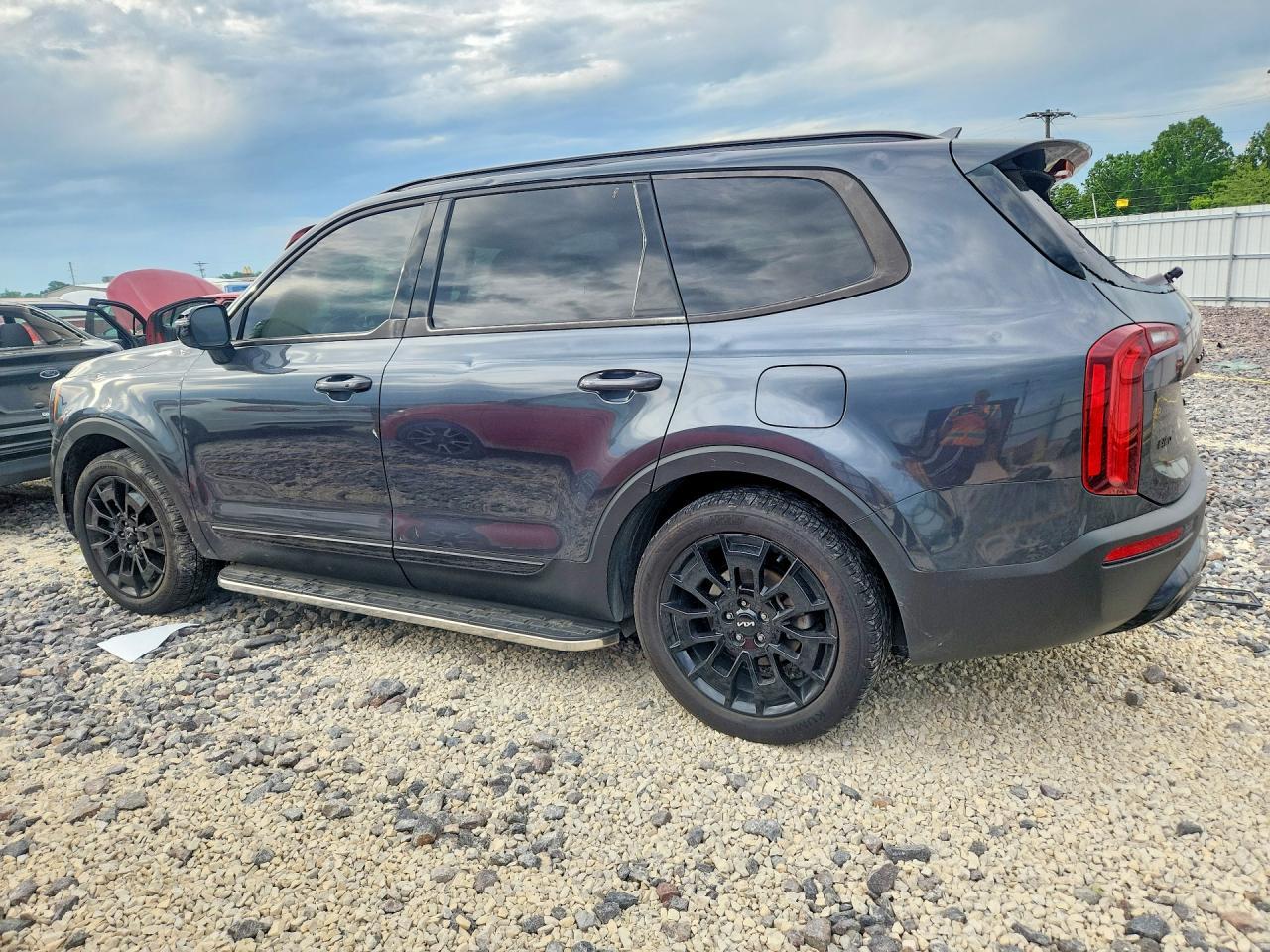2022 Kia Telluride Sx - Image 2