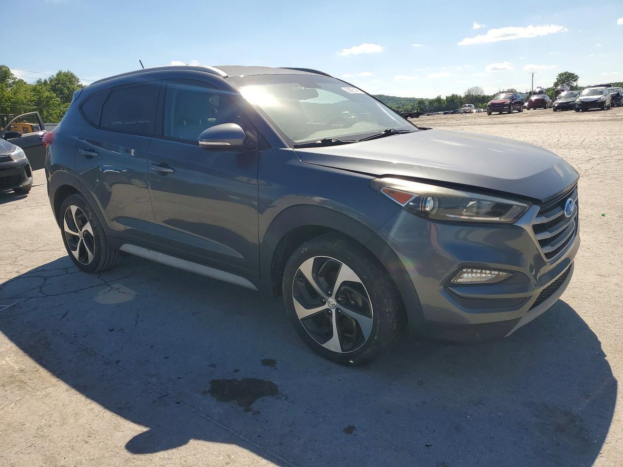 2017 Hyundai Tucson Sport - Image 4