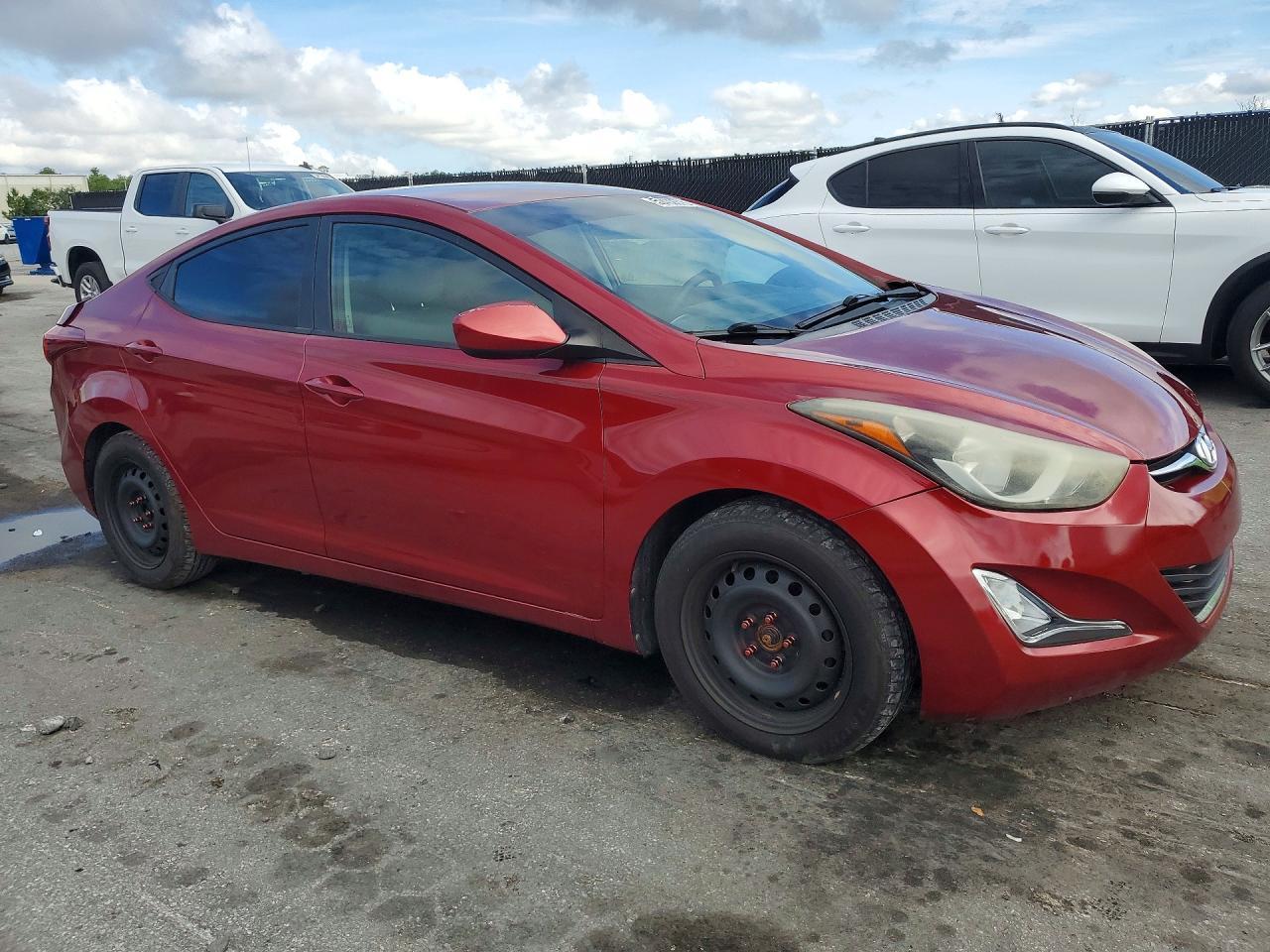 2015 Hyundai Elantra Se - Фото 4