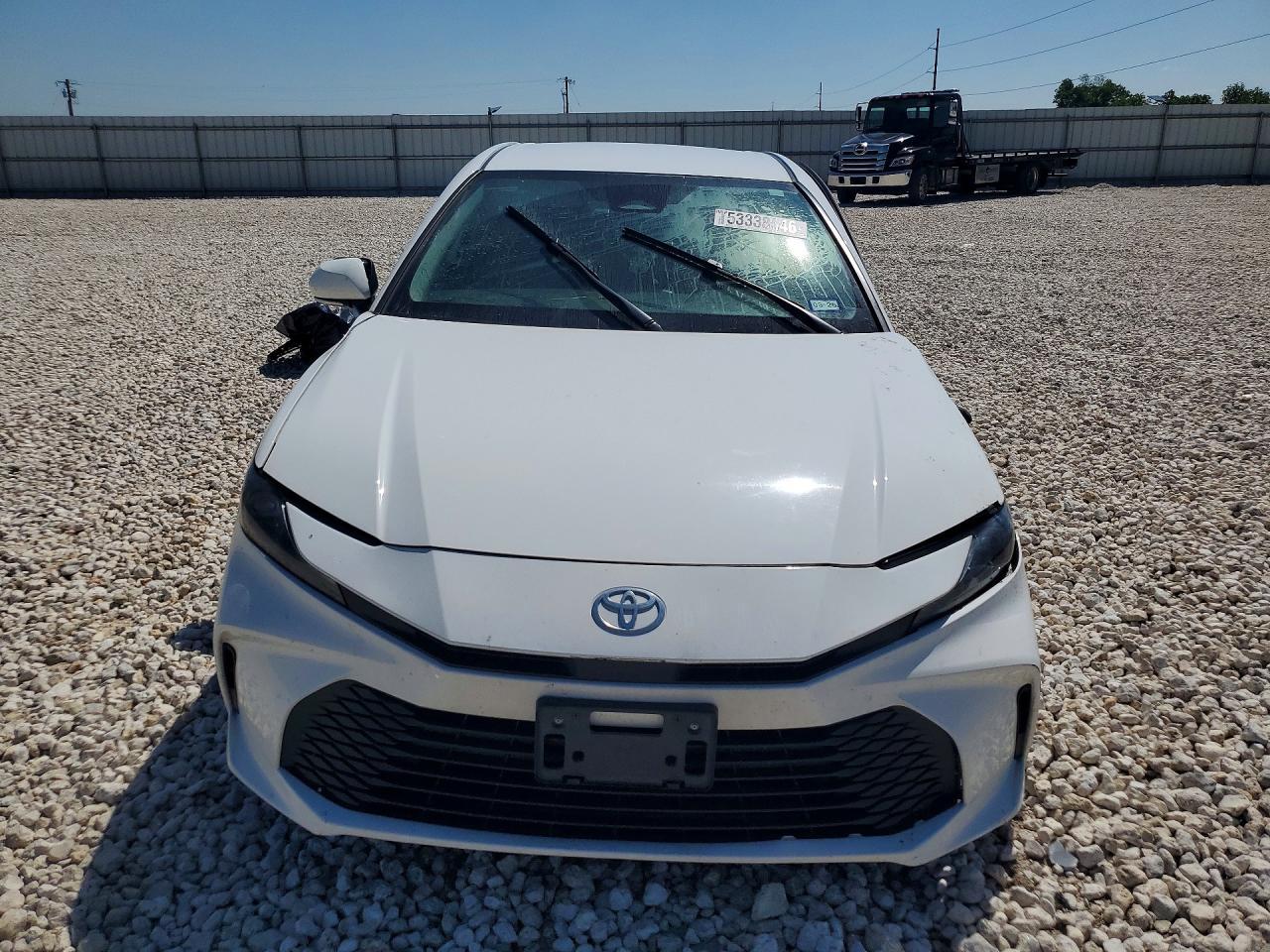 2025 Toyota Camry Le - Image 5