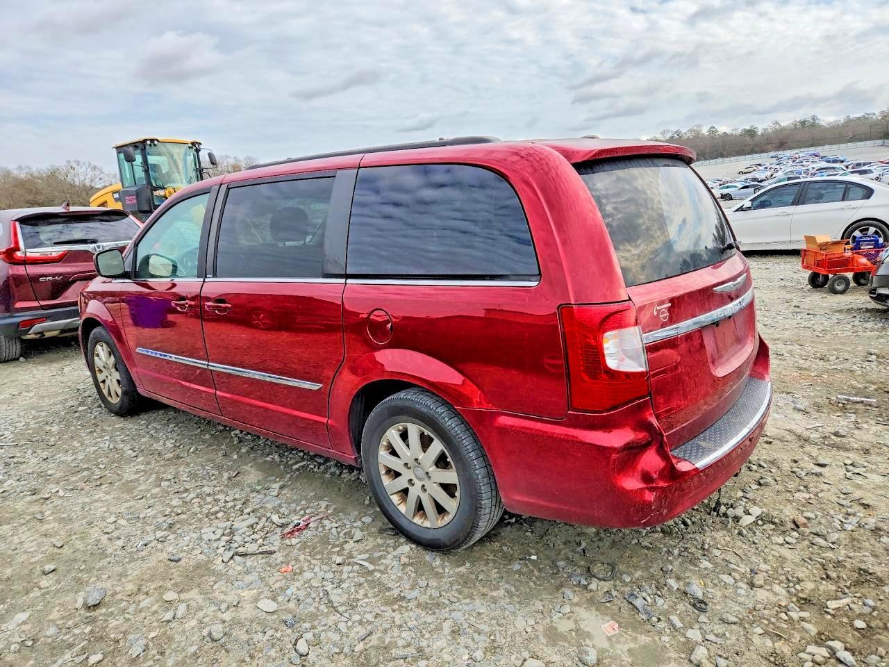 2014 Chrysler Town & Country Touring - Фото 2