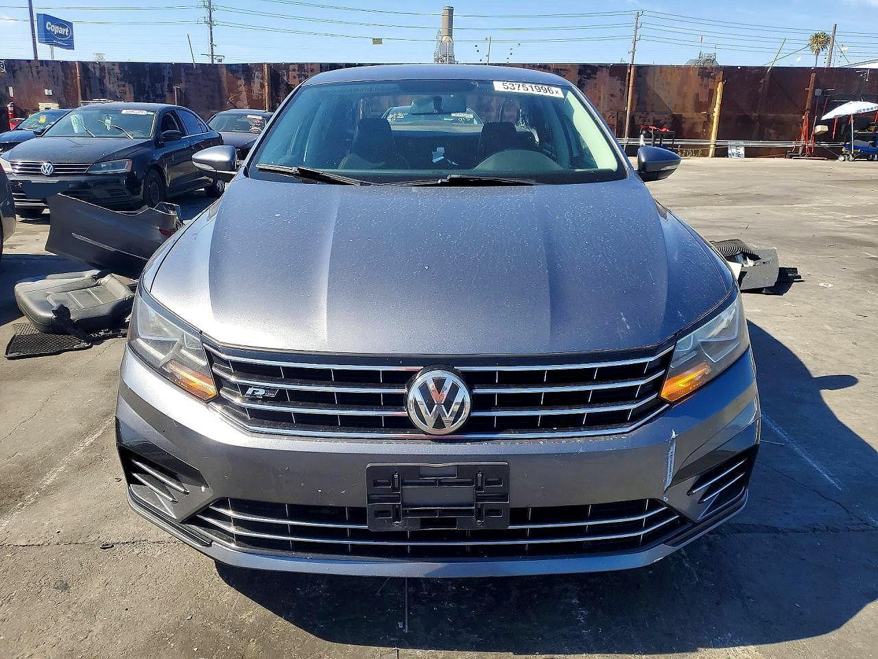 2018 Volkswagen Passat S - Image 5