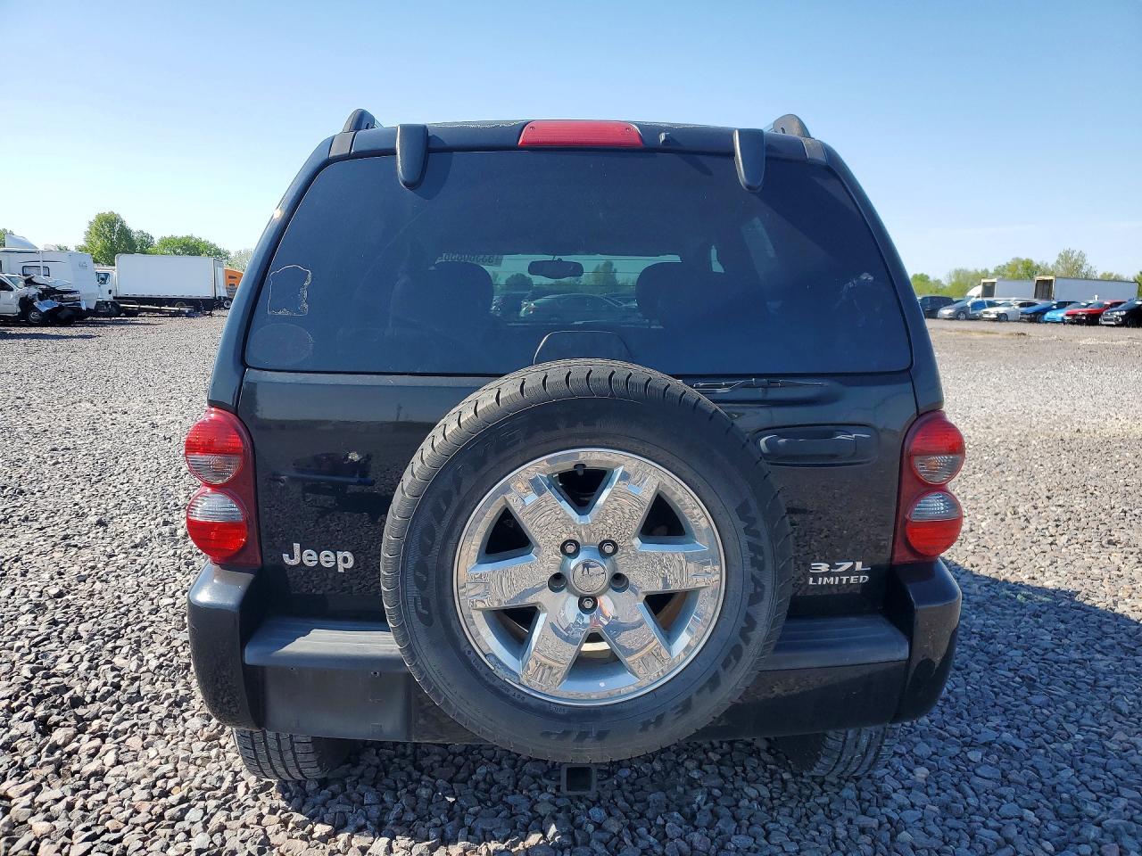 2005 Jeep Liberty Limited - Фото 6