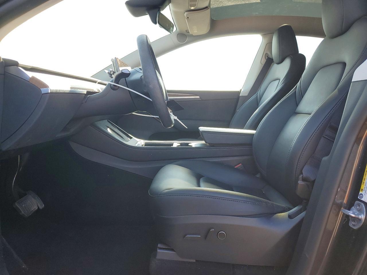 2024 Tesla Model Y - Фото 7