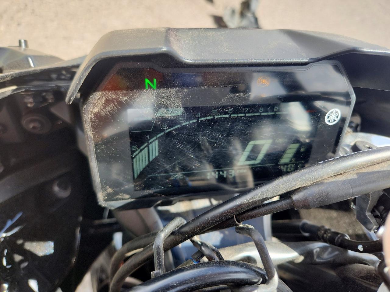 2025 Yamaha Yzfr7 - Image 7