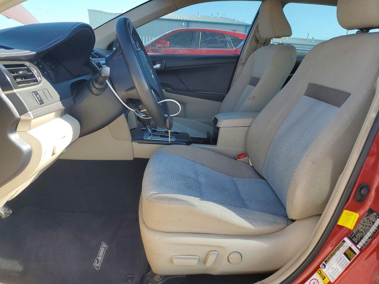 2012 Toyota Camry Le - Image 7