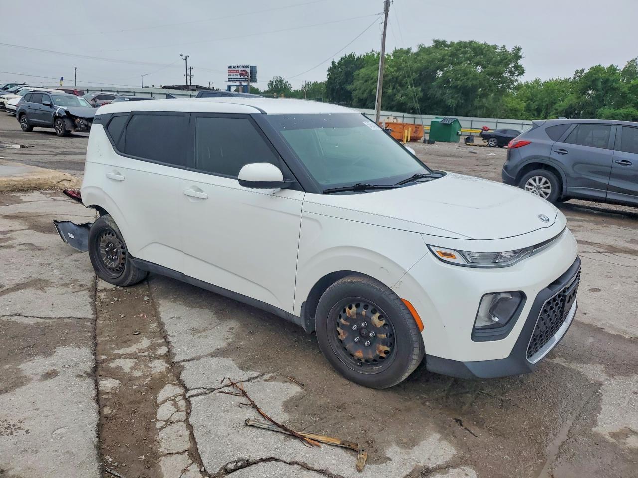 2020 Kia Soul Lx - Image 4