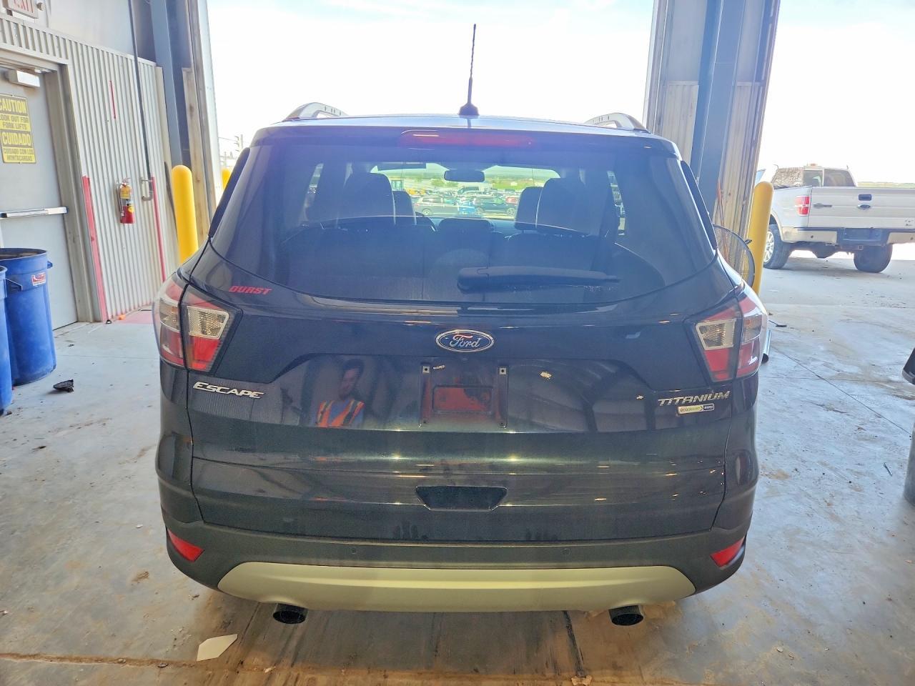 2017 Ford Escape Titanium - Фото 6