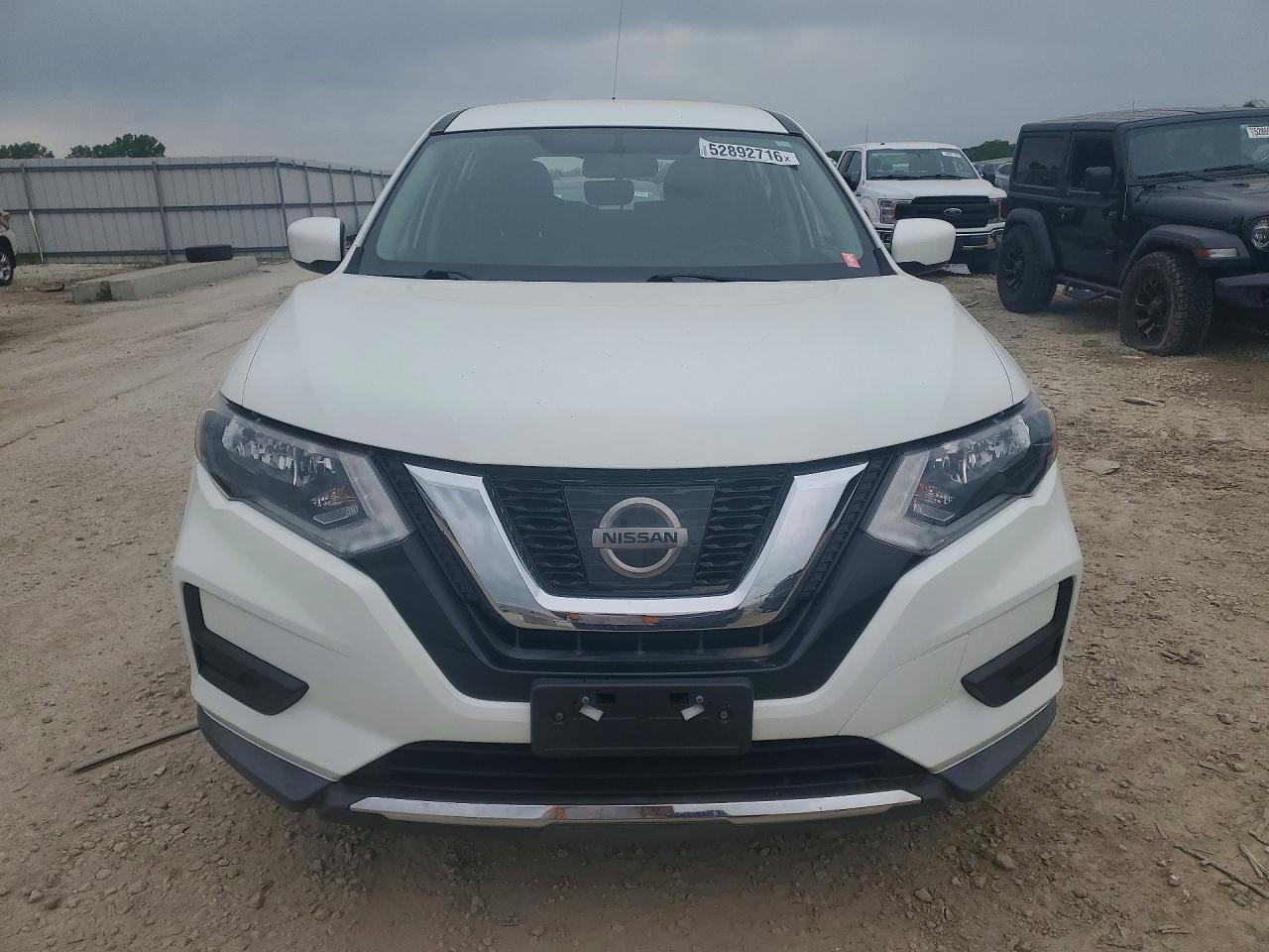 2017 Nissan Rogue S - Фото 5