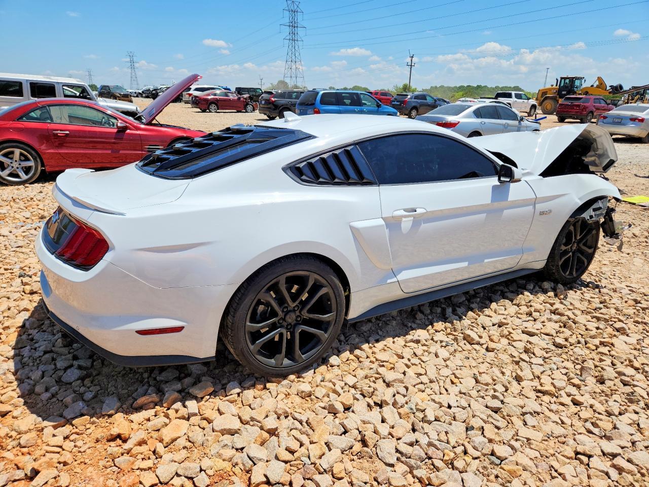 2022 Ford Mustang Gt - Image 3