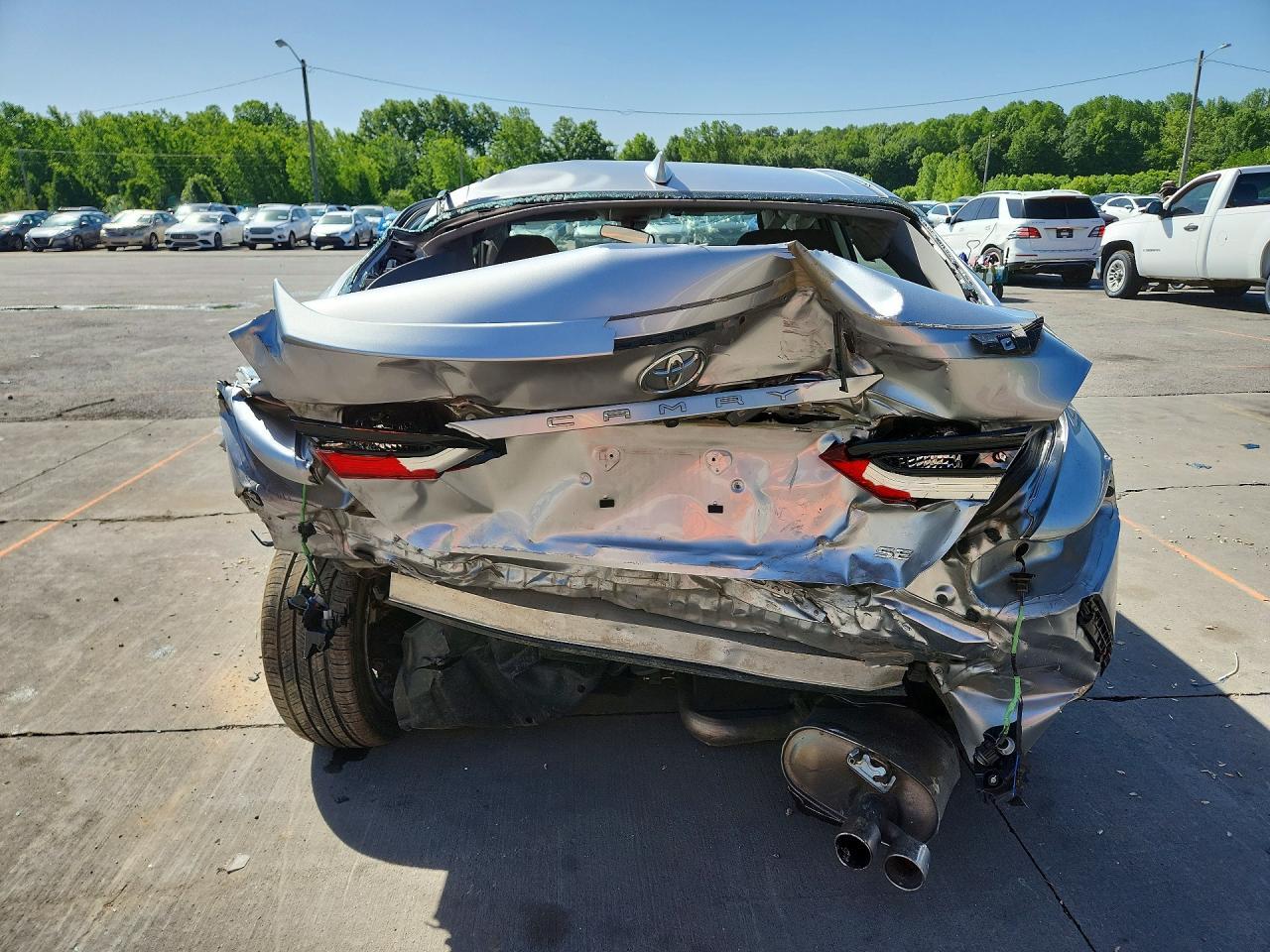 2023 Toyota Camry Se - Фото 6