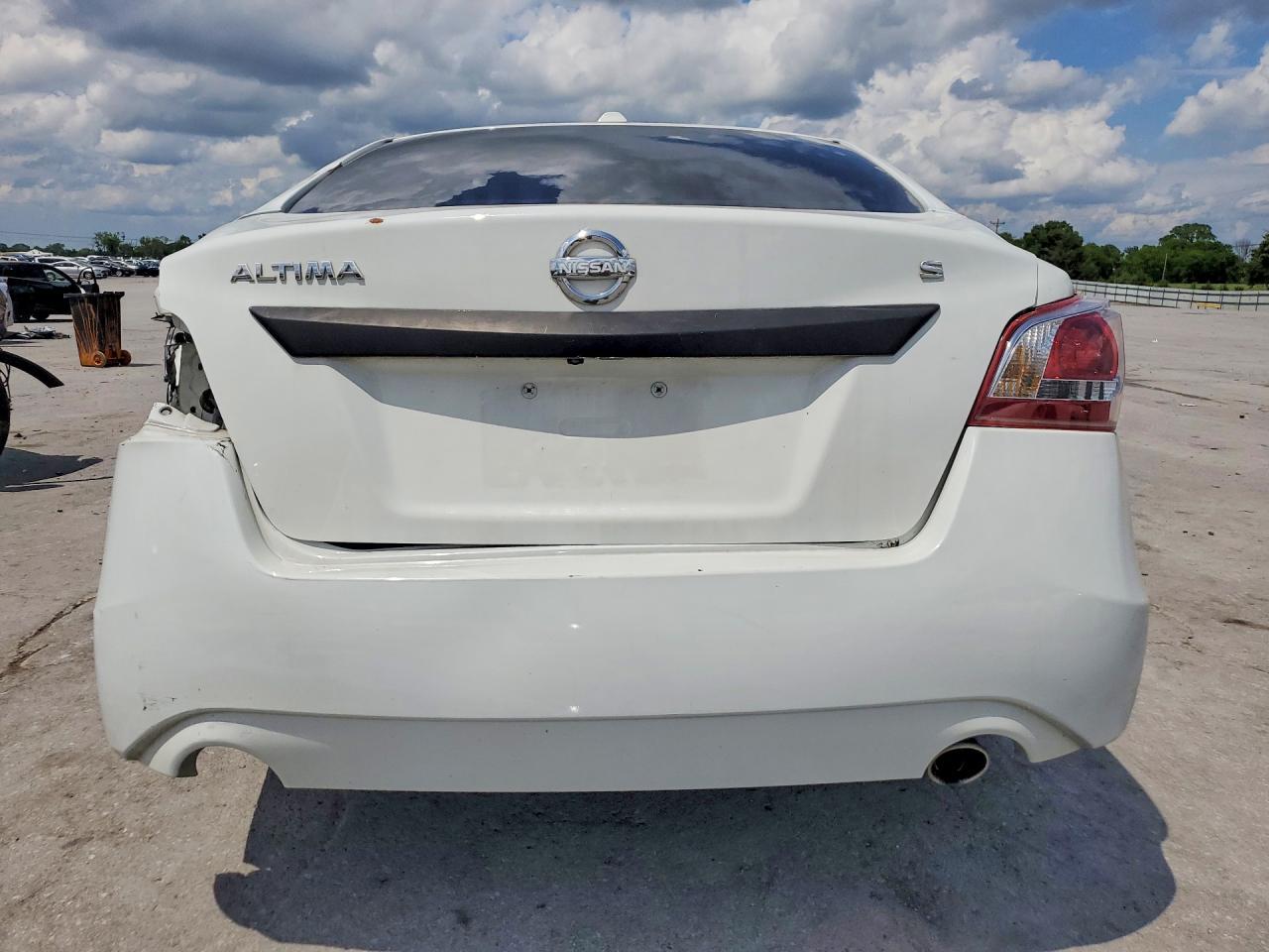 2015 Nissan Altima 2.5 S - Фото 6