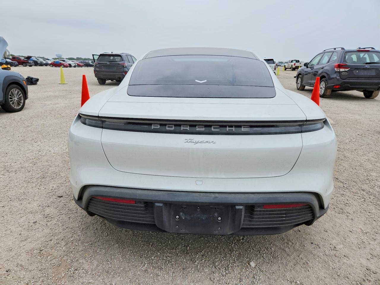 2023 Porsche Taycan - Фото 6
