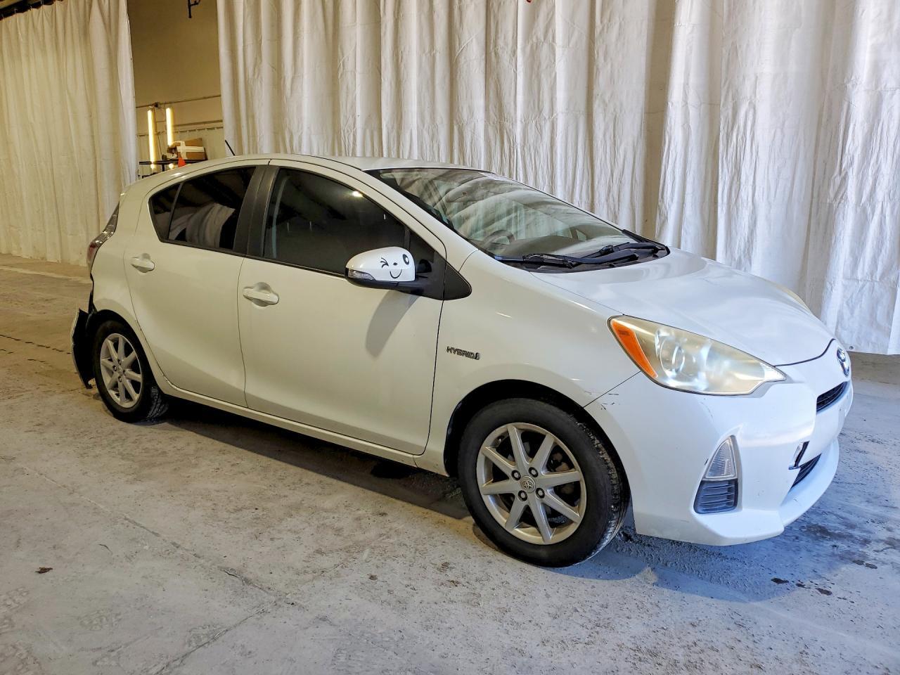 2012 Toyota Prius - Фото 4
