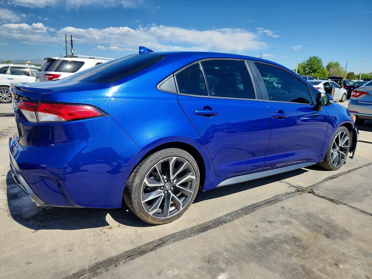 2020 Toyota Corolla Se - Image 3