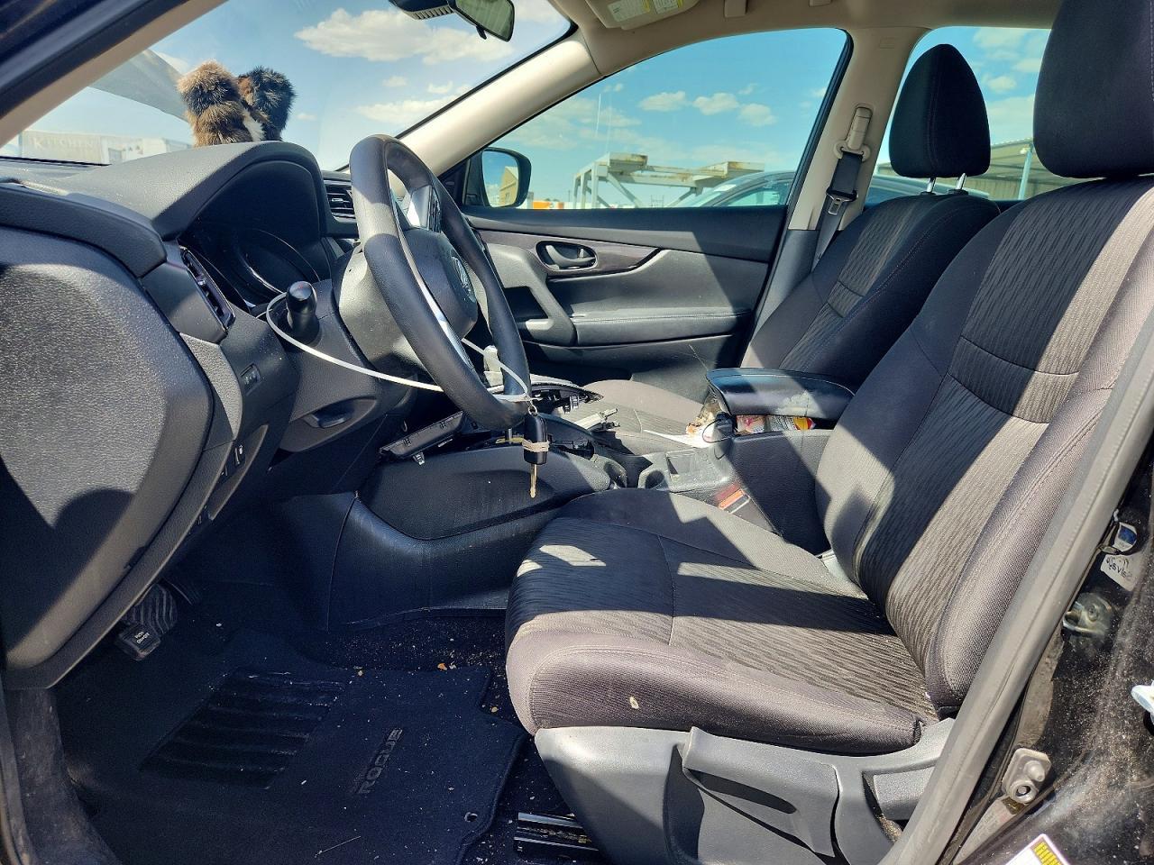 2019 Nissan Rogue S - Image 7