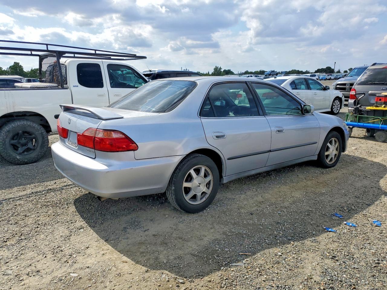 1998 Honda Accord Lx - Фото 3