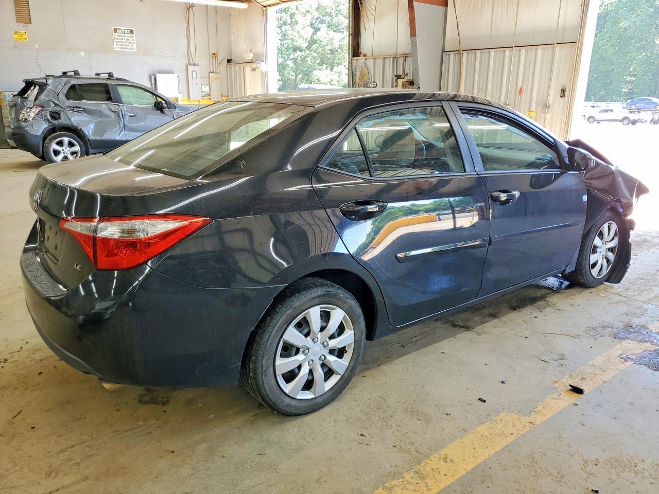 2015 Toyota Corolla Le - Image 3
