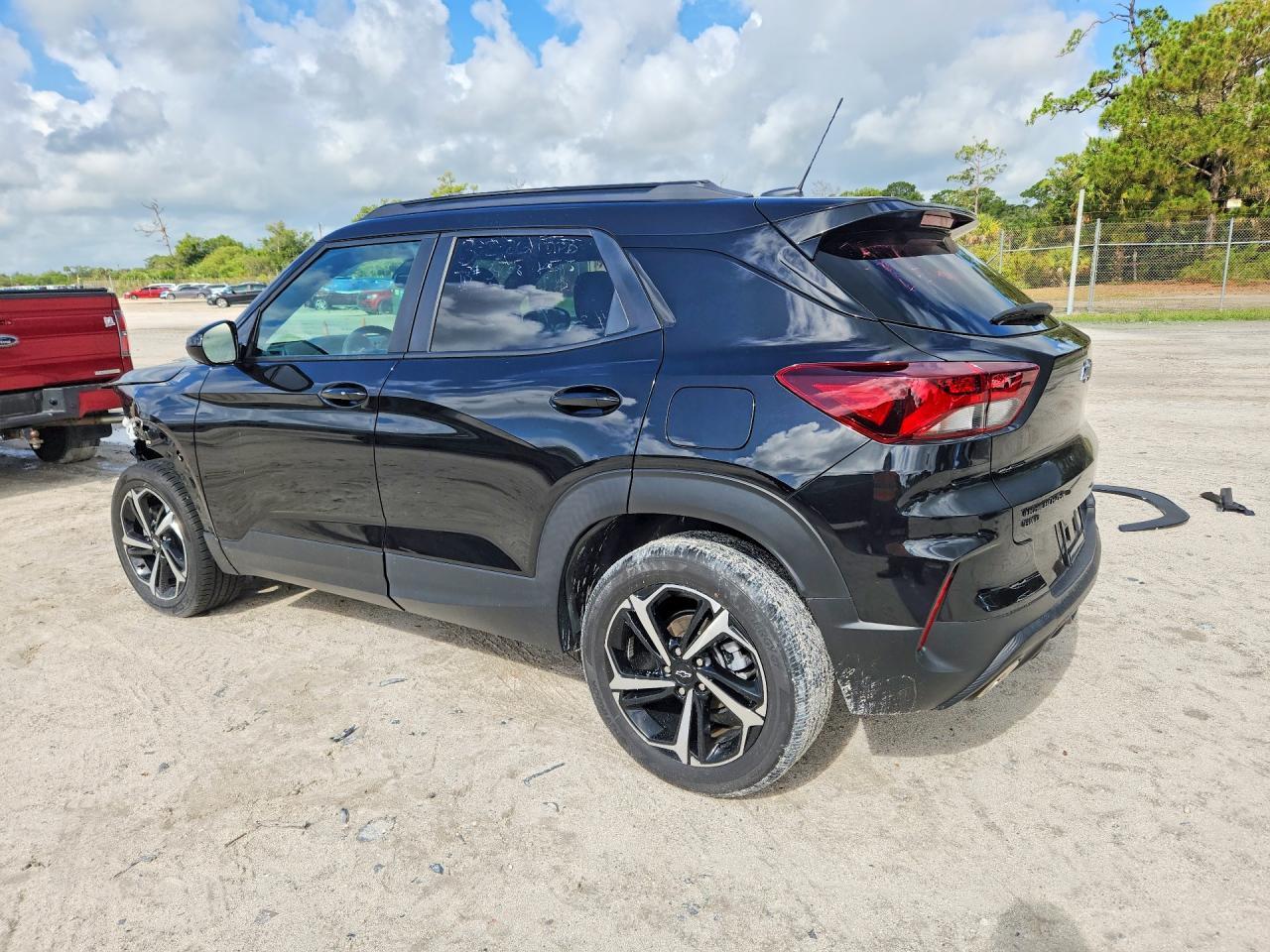 2023 Chevrolet Trailblazer Rs - Фото 2