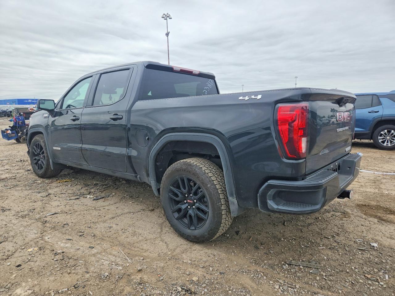 2026 GMC Sierra K1500 Elevation-L - Image 2