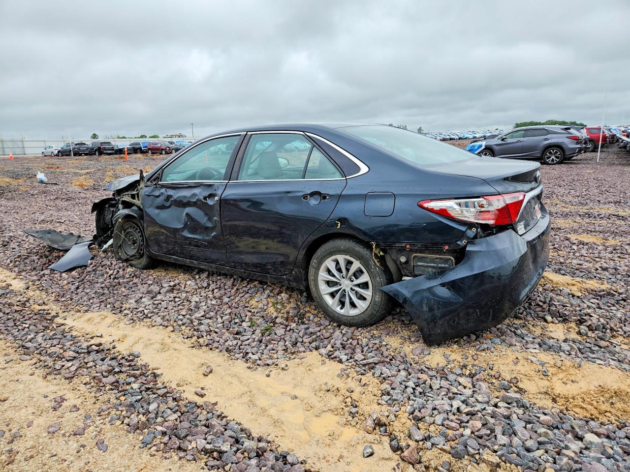 2016 Toyota Camry /Le/ - Image 2