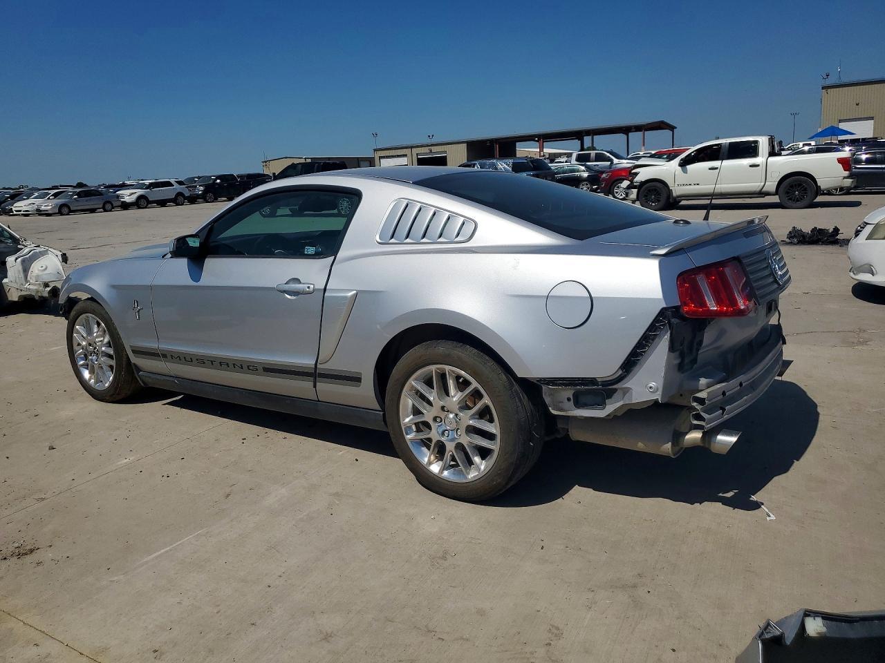 2012 Ford Mustang - Image 2