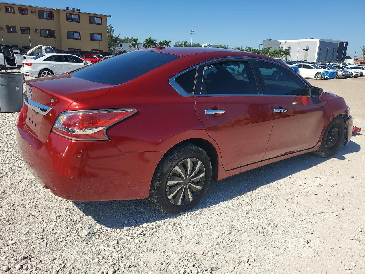 2015 Nissan Altima 2.5 S - Фото 3
