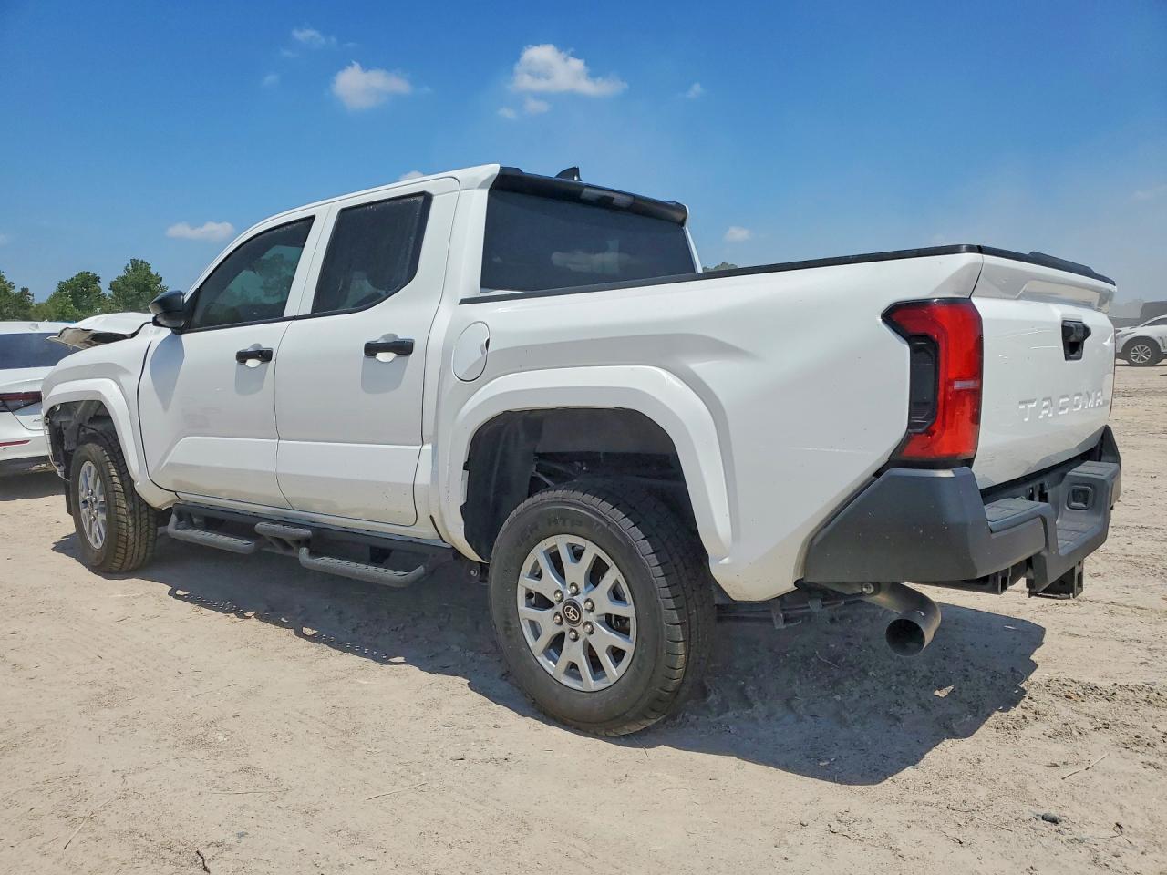 2025 Toyota Tacoma Sr - Фото 2