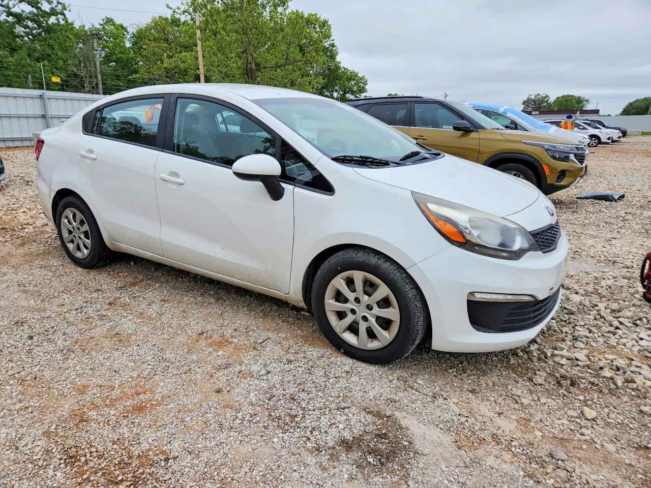 2017 Kia Rio Lx - Фото 4