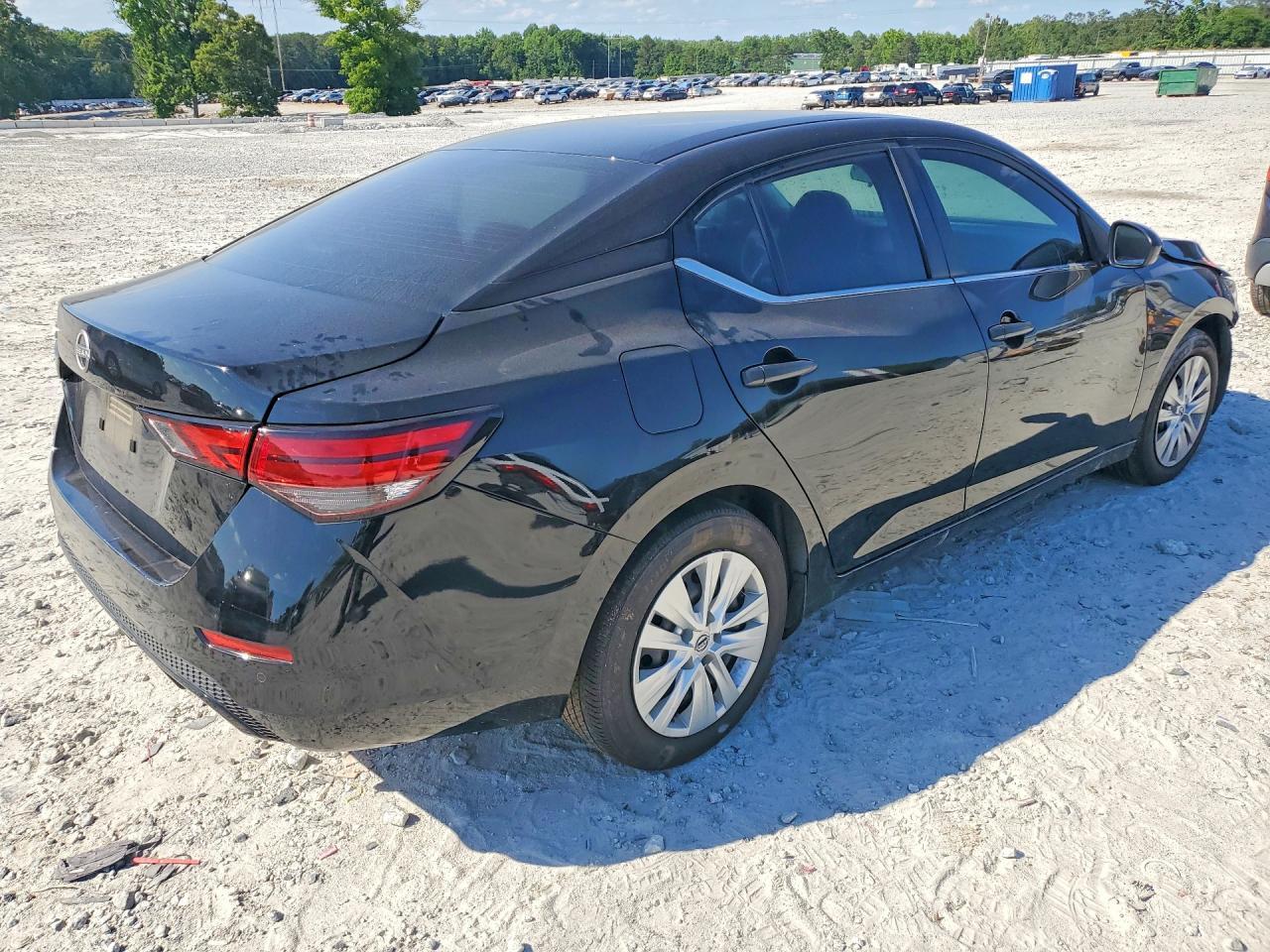 2025 Nissan Sentra S - Image 3