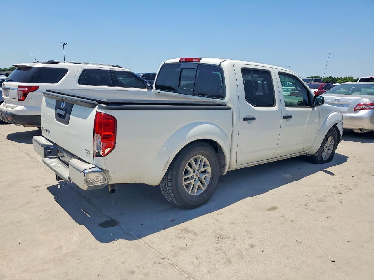 2017 Nissan Frontier Sv - Image 3