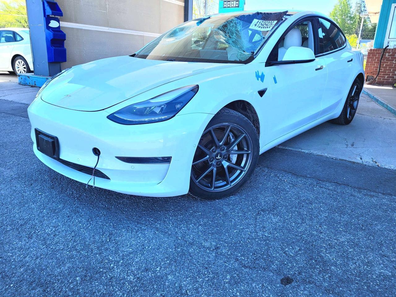 2021 Tesla Model 3 - Фото 2