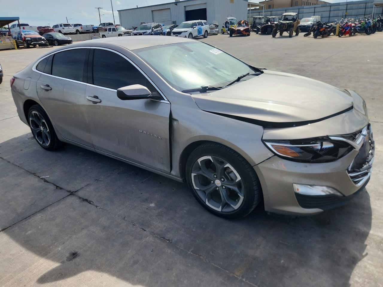 2022 Chevrolet Malibu Lt - Image 4