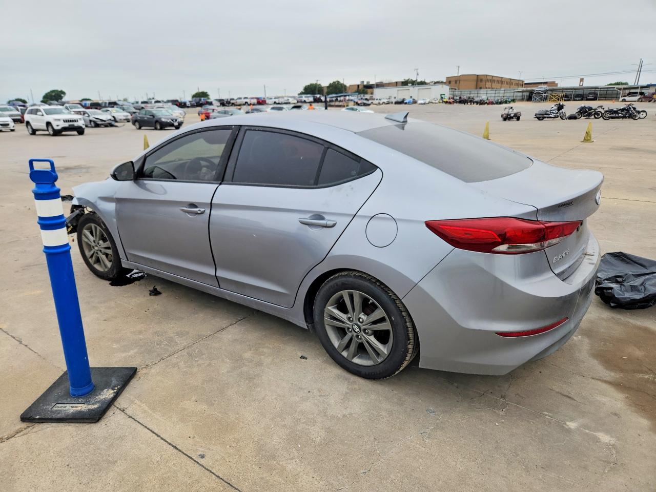 2017 Hyundai Elantra Se - Фото 2