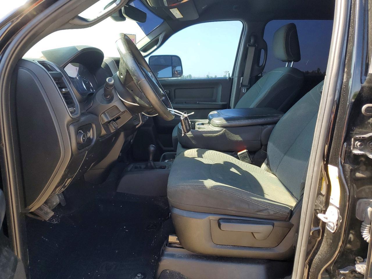 2022 Ram 2500 Tradesman - Image 7