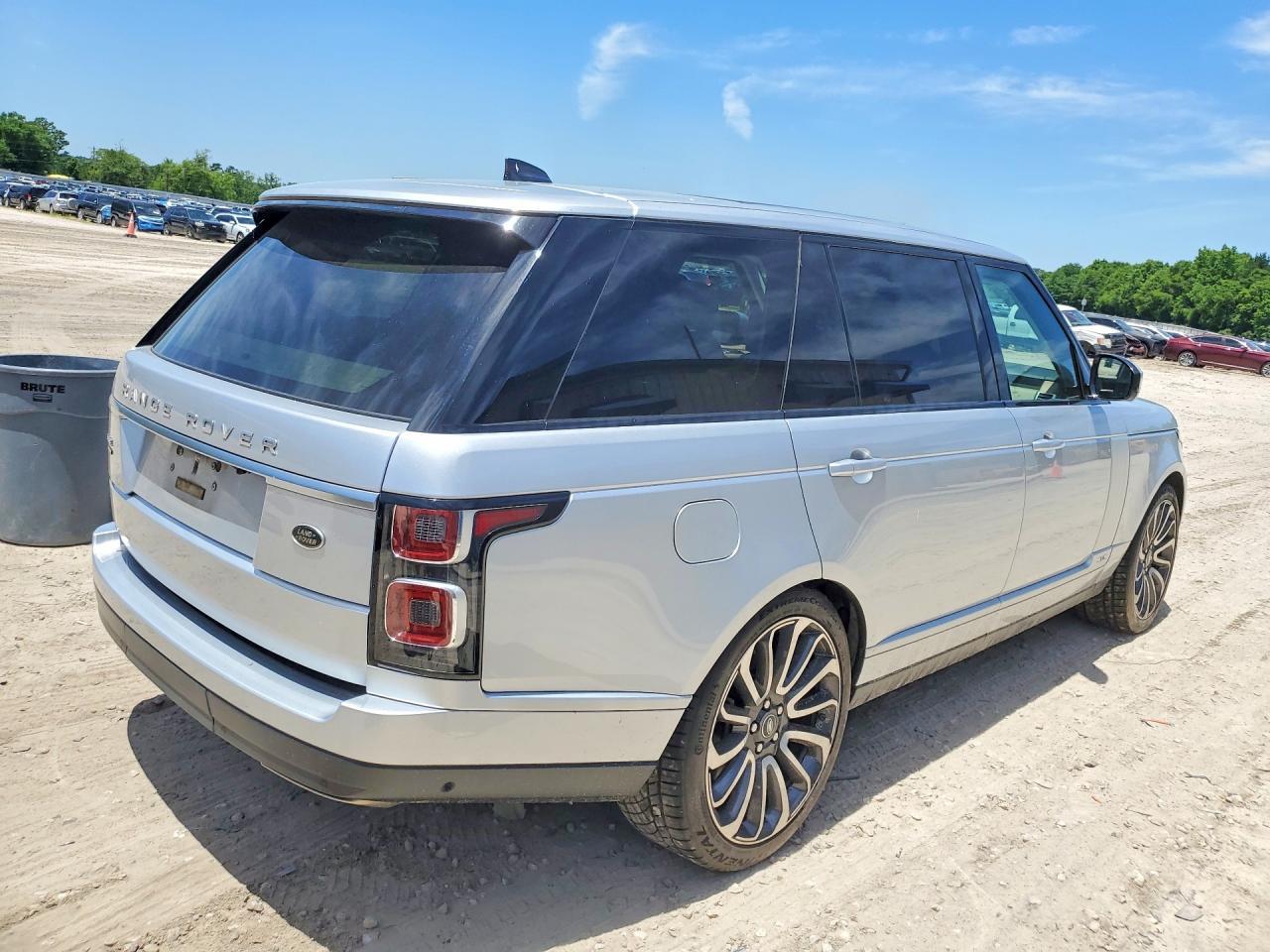 2020 Land Rover Range Rover P525 Hse - Image 3